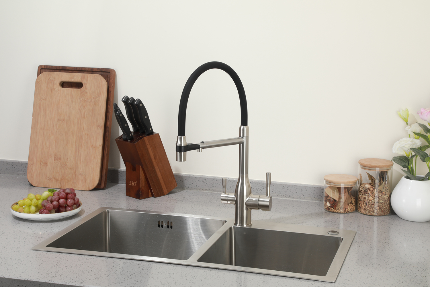 Смеситель для кухни с фильтром для питьевой воды сатин/черный FRAP F4398-5