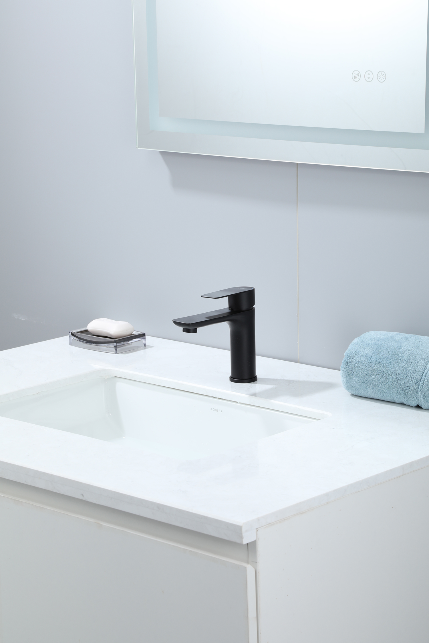 Смеситель для раковины черный FRAP F10806-6