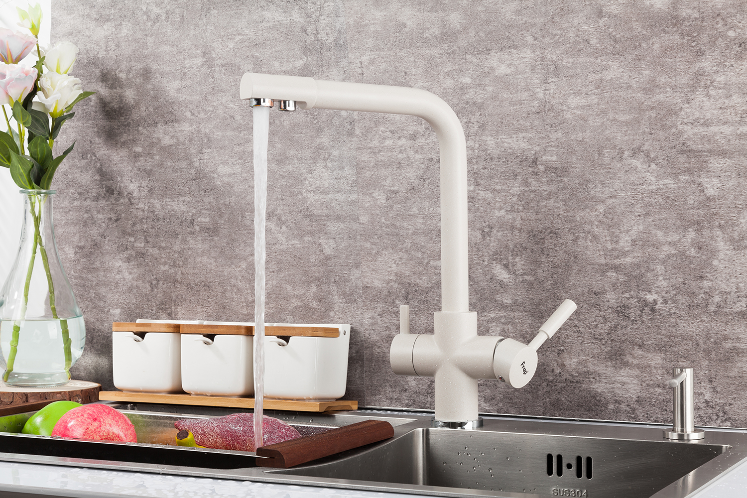 Смеситель для кухни c фильтром для питеьвой воды молочный FRAP F4352-24