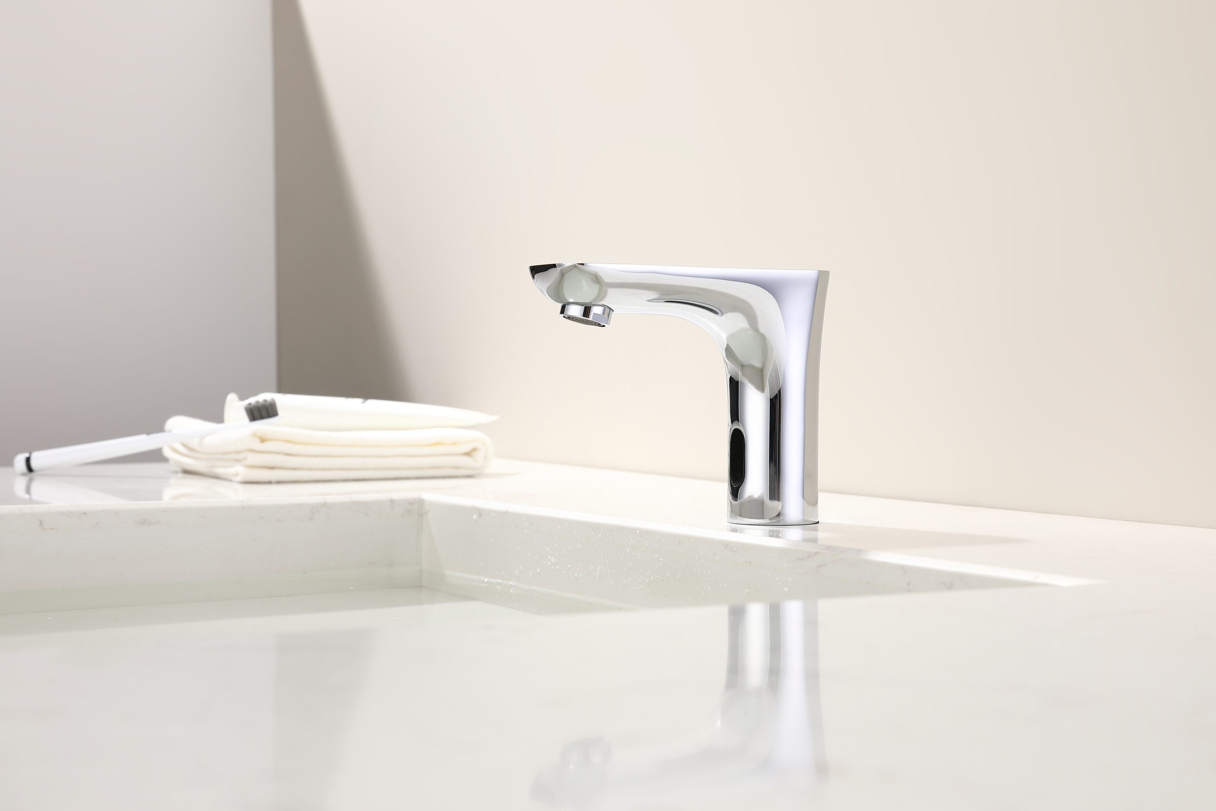 Сенсорный Raglo смеситель для раковины R03.17