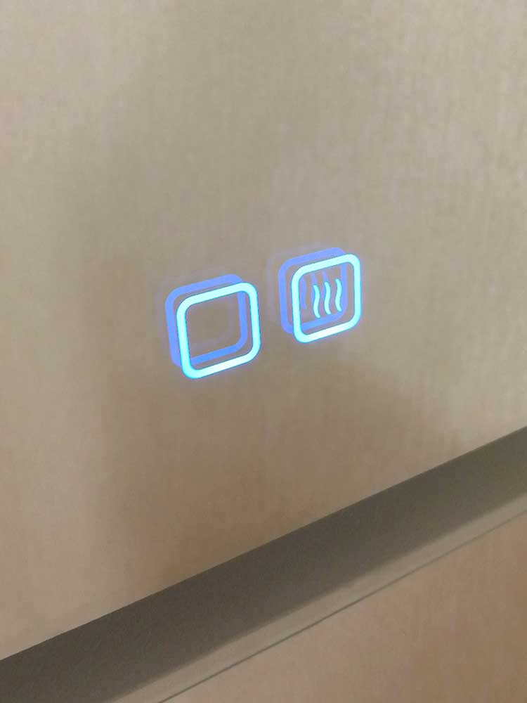 Stiv 600х800 - 2 (сенсорный выключатель, подогрев) зеркало 