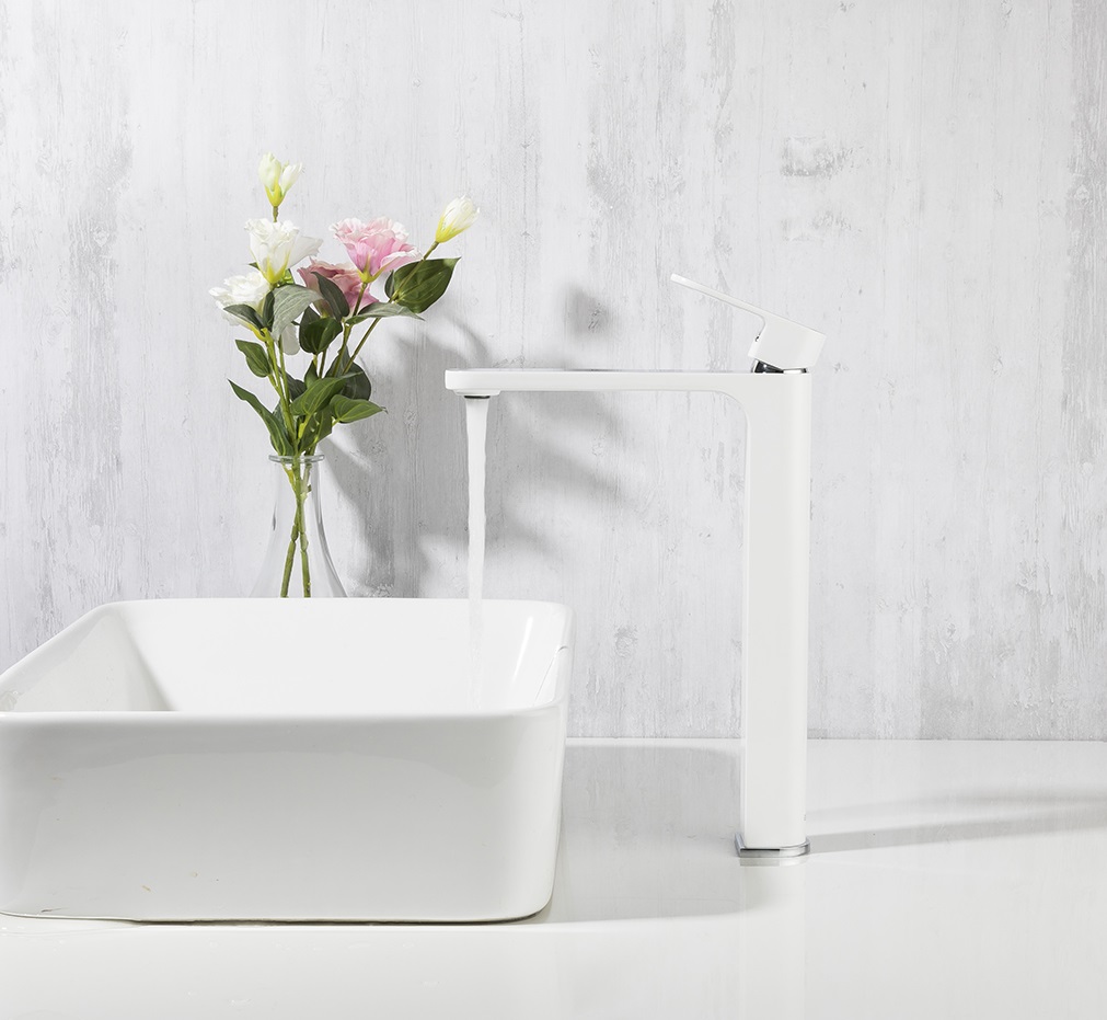 Смеситель для раковины высокий белый GAPPO G1083-82 