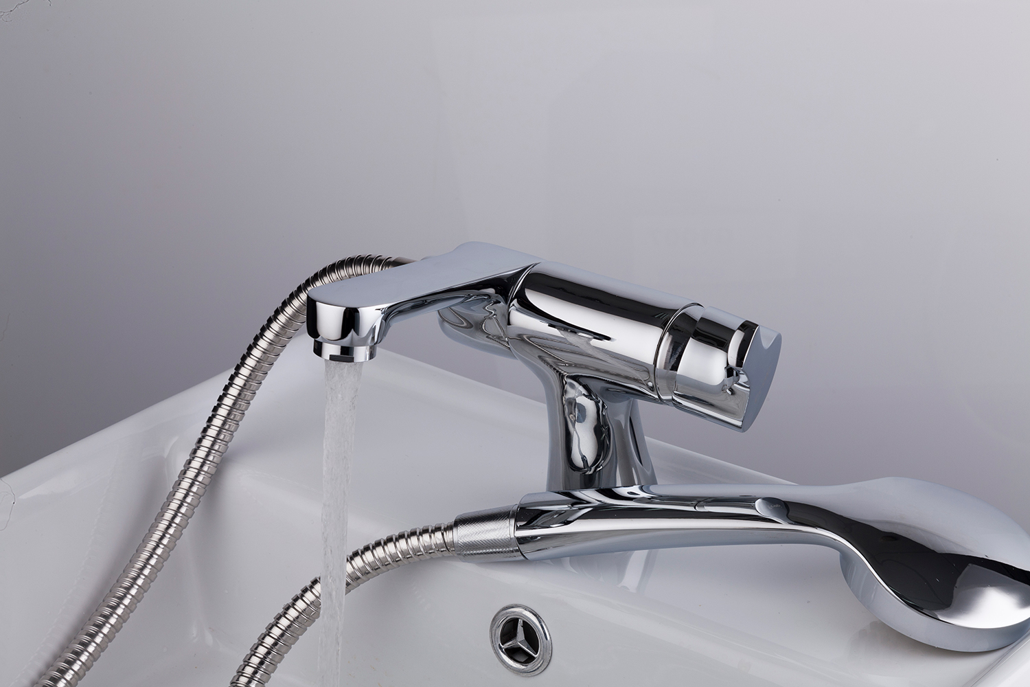 Смеситель с душевой лейкой FRAP , хром F1252