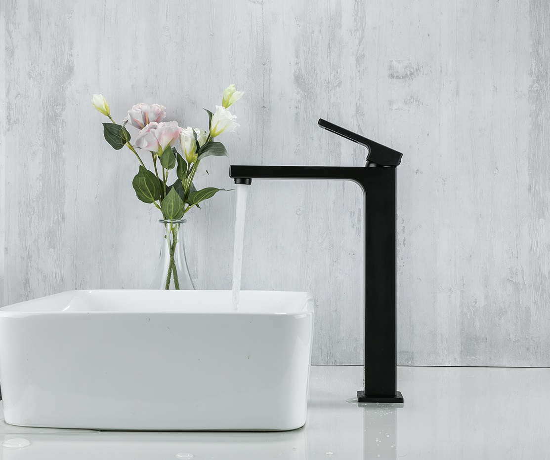 Смеситель для раковины высокий черный GAPPO G1017-62