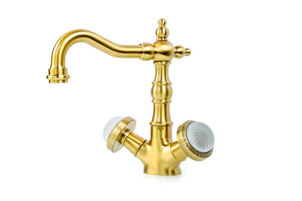 Смеситель для умывальника, высокий_Комплект