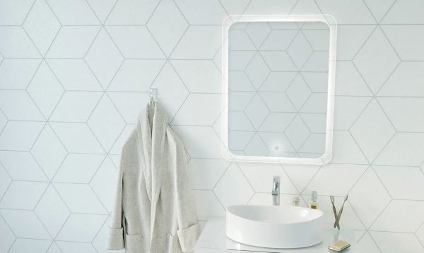 Зеркало Amour 60 Верт. с сенсором 