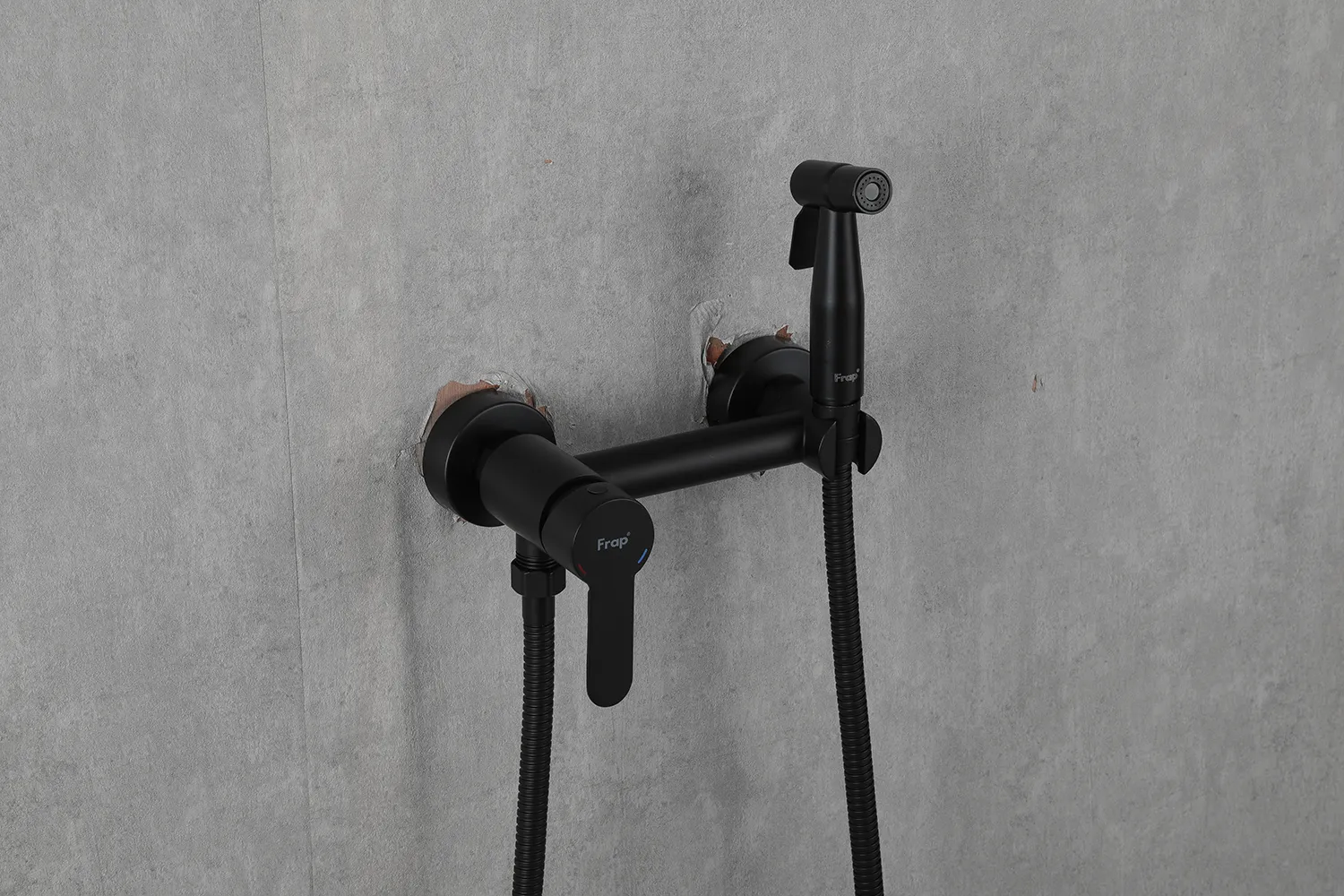 Гигиенический душ со смесителем чёрный FRAP F20801-6