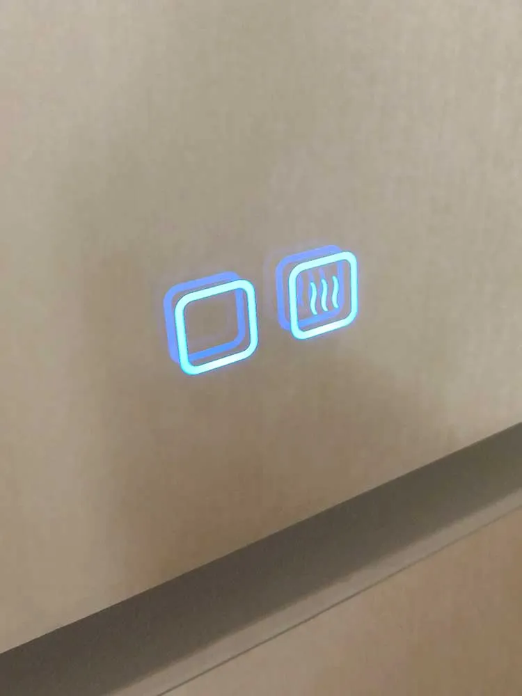 Stiv 600х800 - 2 (сенсорный выключатель, подогрев) зеркало 