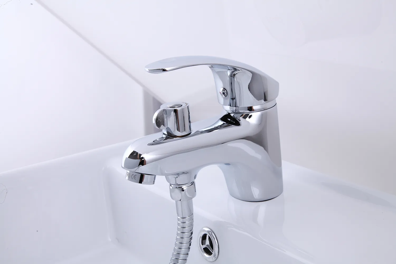 Смеситель для раковины FRAP F1221