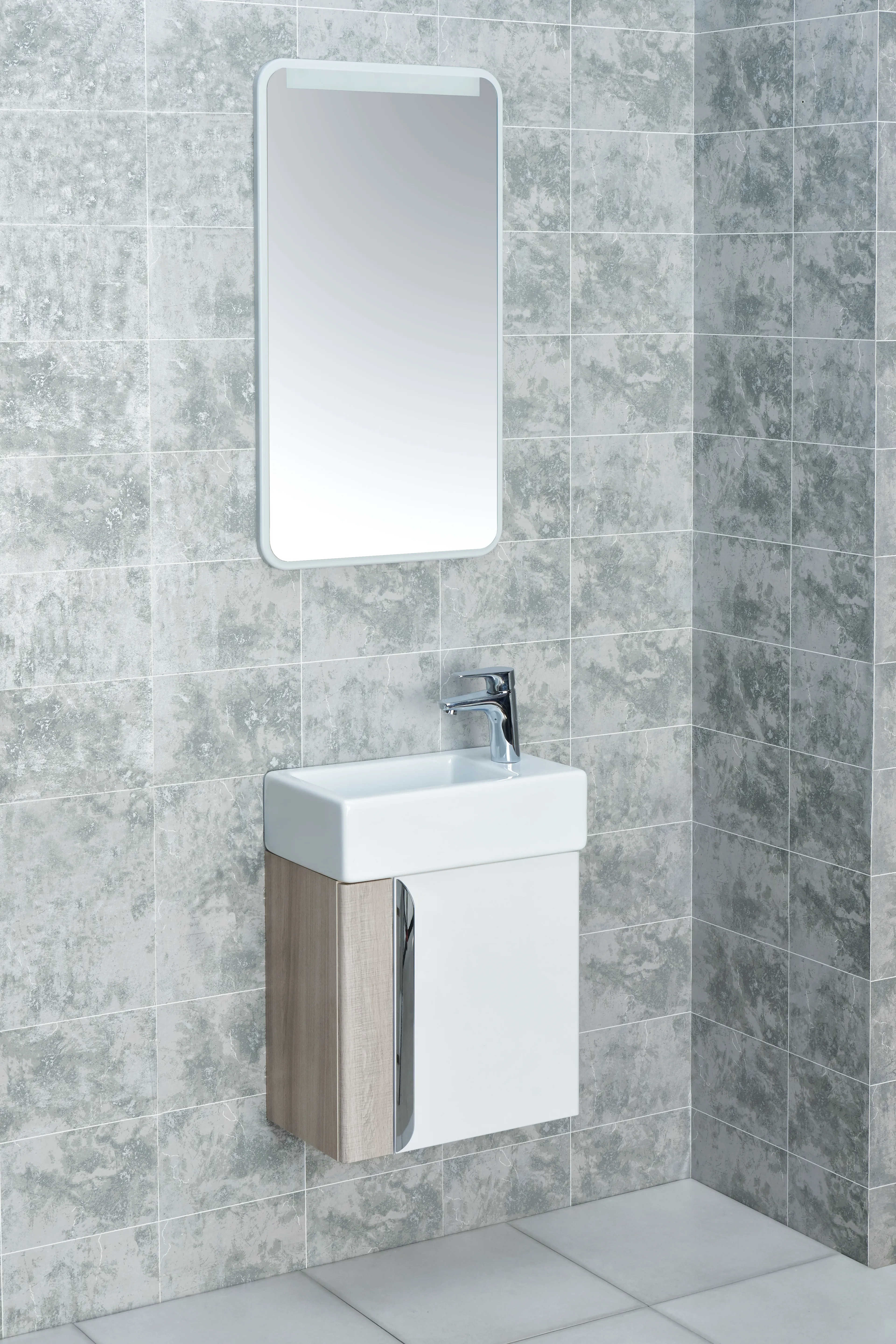 Зеркало AQUATON Вита 1A221902VT010 