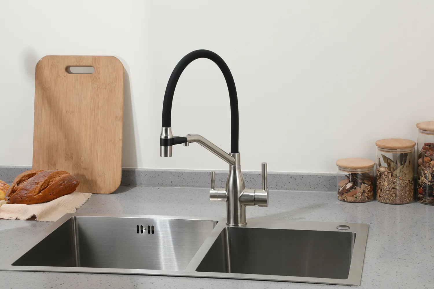 Смеситель для кухни с фильтр для питьевой воды сатин/черный FRAP F4397-5