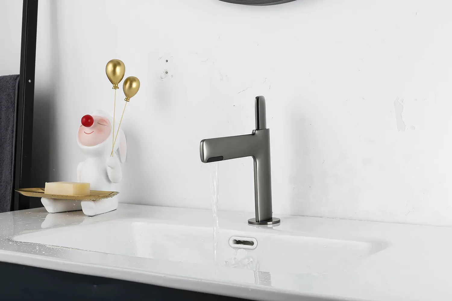 Смеситель для раковины оружейная сталь GAPPO G1052-89