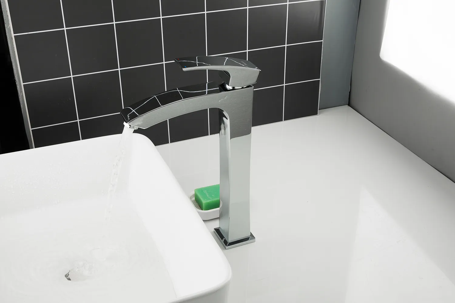 Смеситель для раковины высокий GAPPO G1007-11