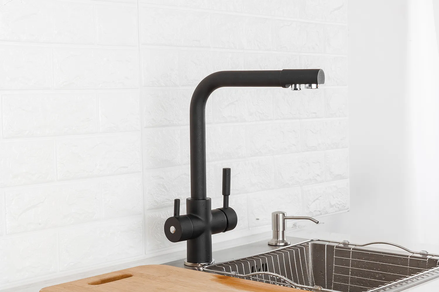 Смеситель для кухни с подключением фильтра питьевой воды FRAP F4352-7