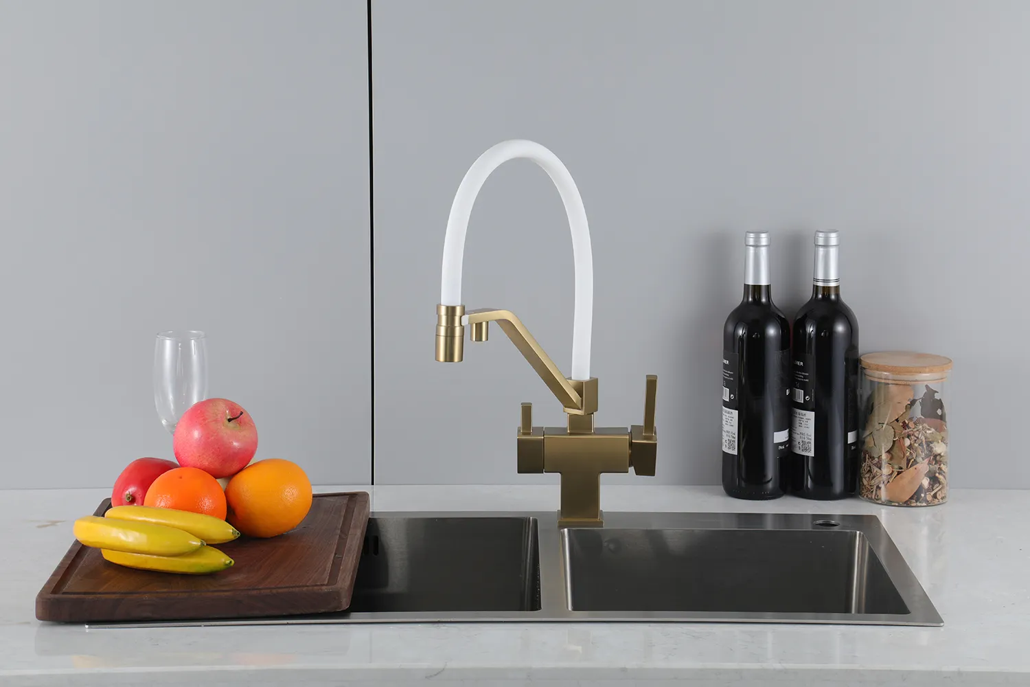 Смеситель для кухни с гибким изливом GAPPO G4395-63