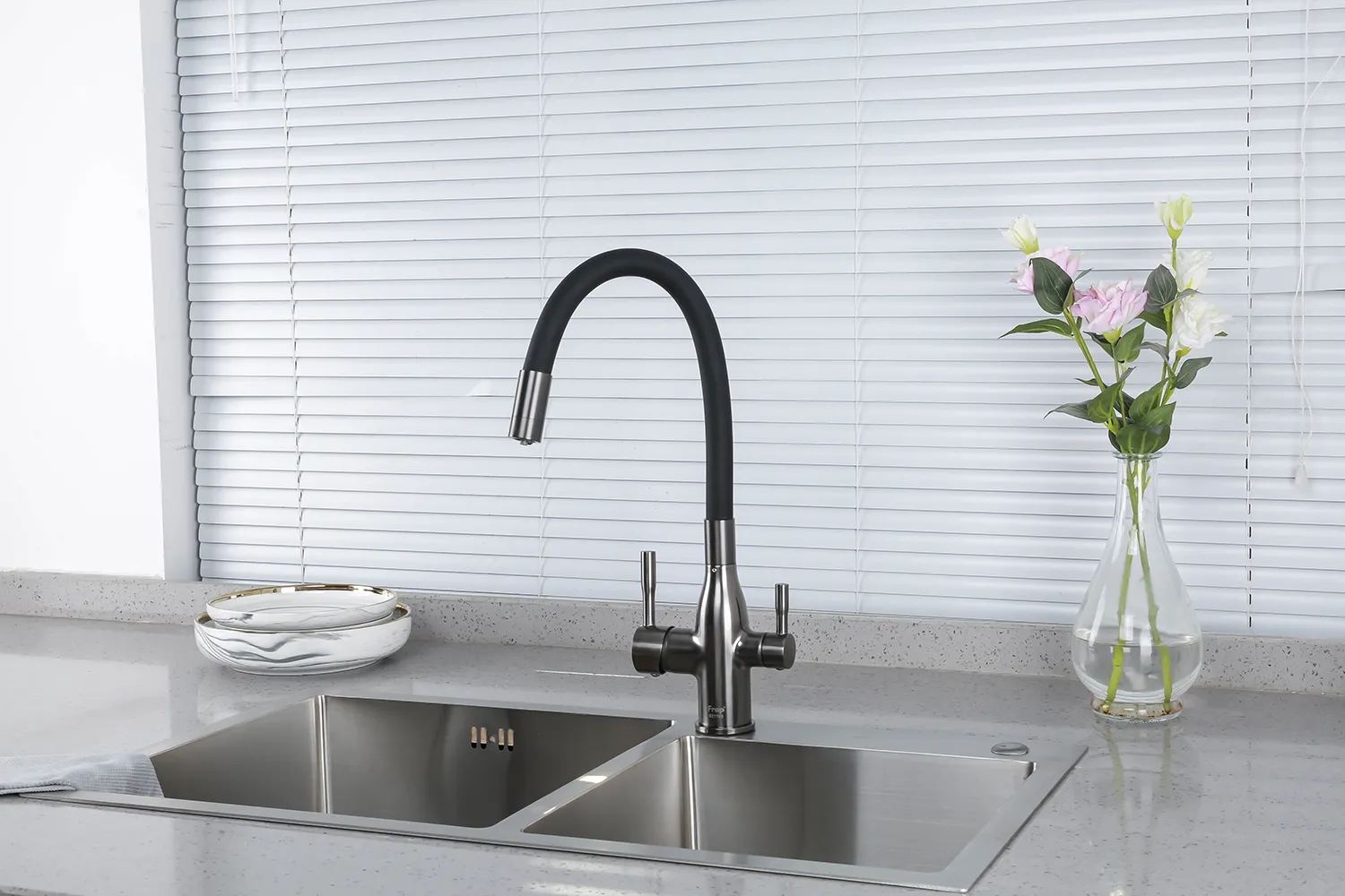 Смеситель для кухни оружейная сталь FRAP F4396-15