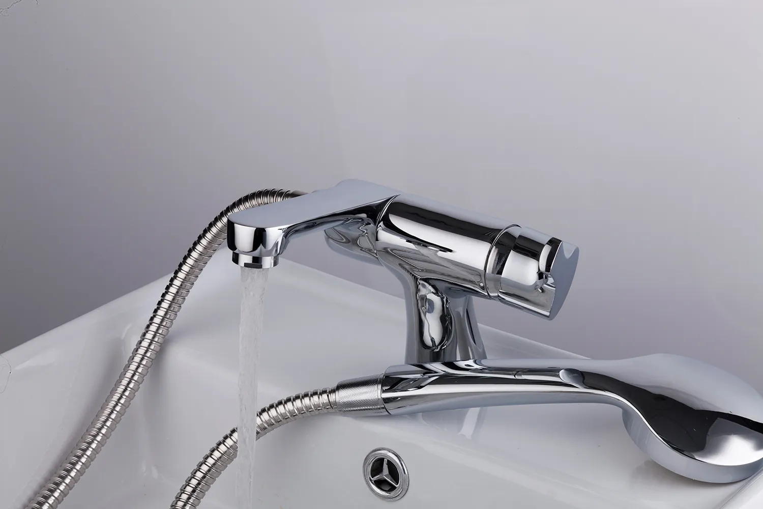 Смеситель с душевой лейкой FRAP , хром F1252