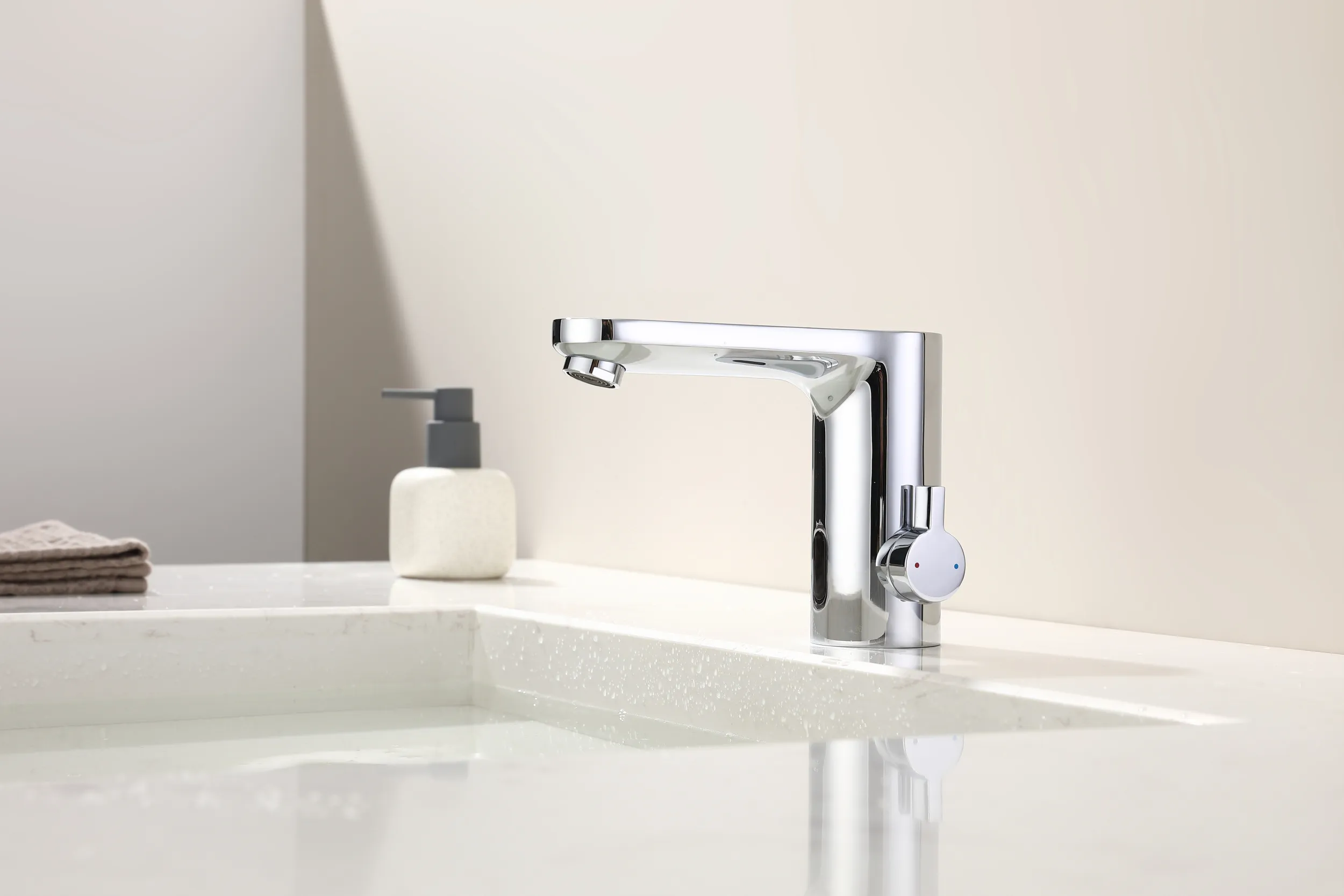 Сенсорный Raglo смеситель для раковины R50.17