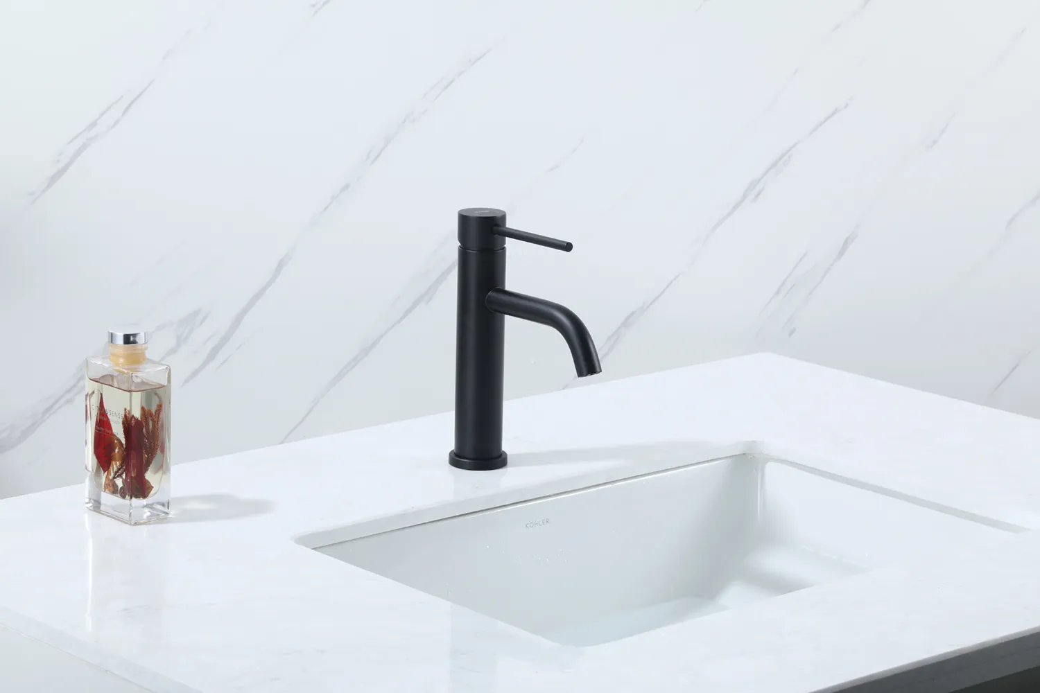 Смеситель для раковины чёрный FRAP F10807-6