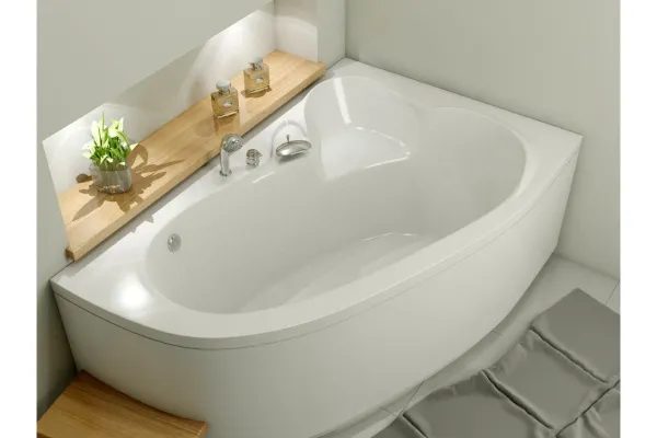 Ванна акриловая Relisan Ariadna R 135x95